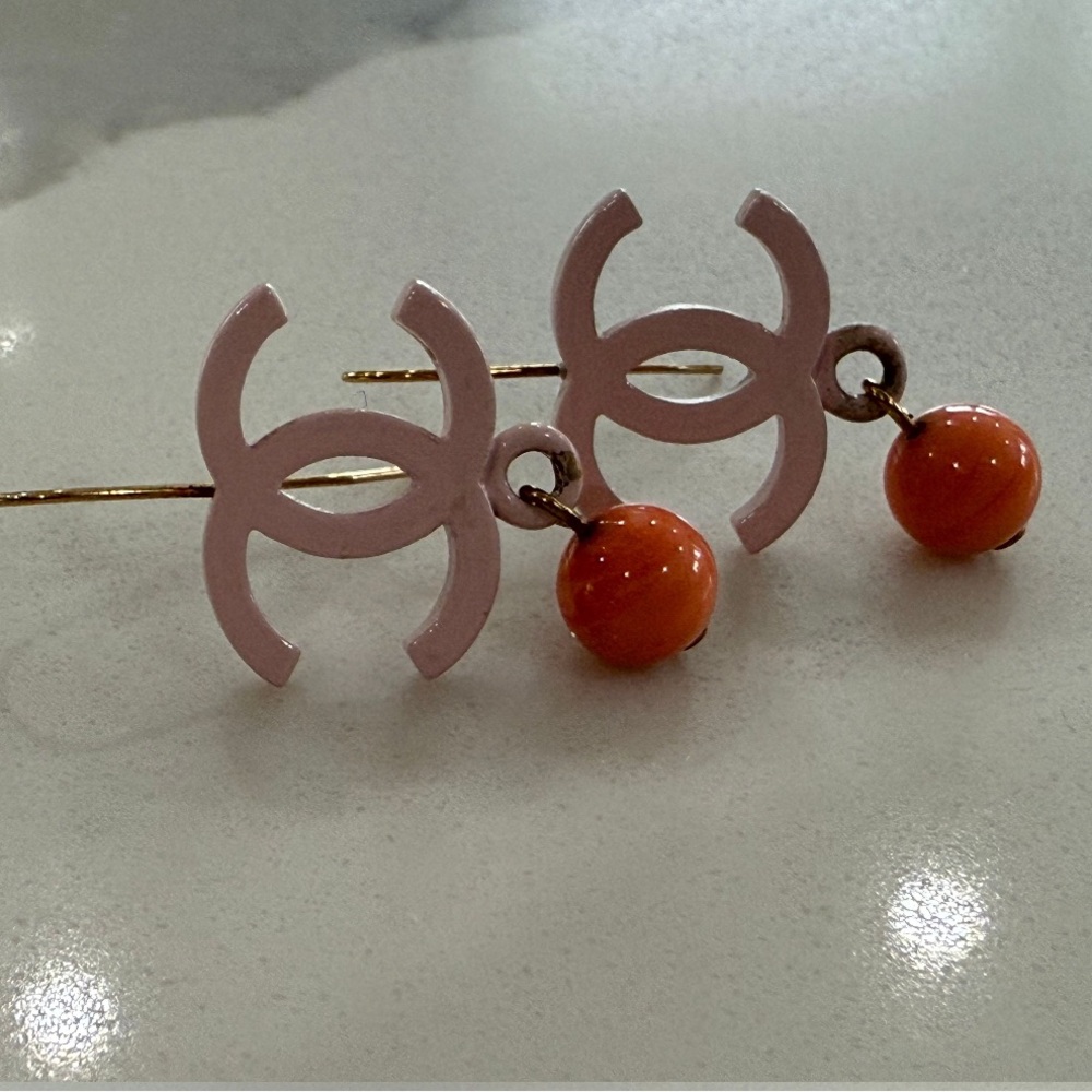 CHANEL Preowned CC Resin Enamel Dangle Drop Gold Earrings